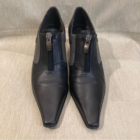 DONALD PLINER Sz 7.5N Pointy Black and Metallic Witchcore Heels Zipper Shoes - Picture 2 of 11